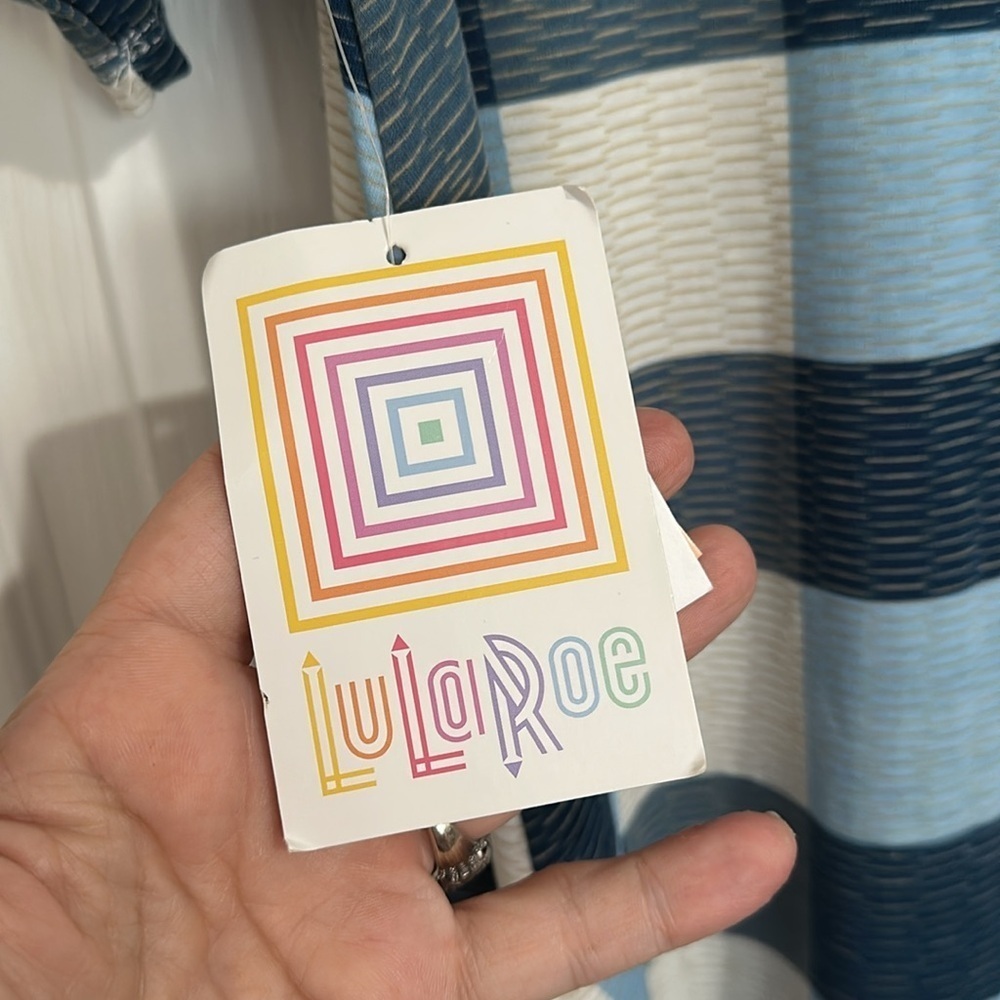 Lularoe Top - Picture 5 of 6